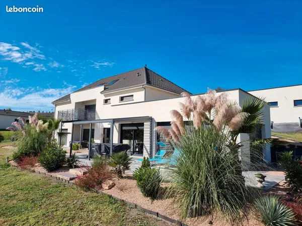Magnifique maison d'architecte 10 pièces de 270 m2, DPE A, avec extension SPA haut de gamme, Sauna, 