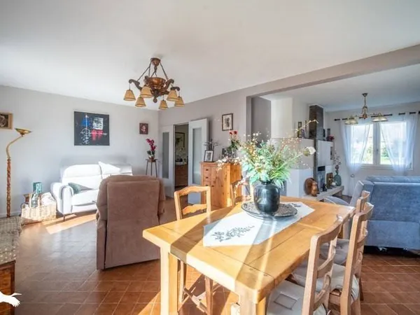 Maison 6 pièces 165 m²