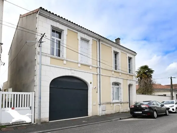 Maison de ville de 6 pièces principales