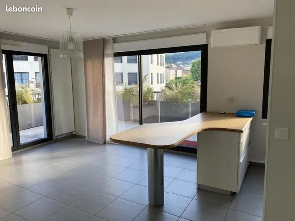 Appartement 4 pièces 84 m²