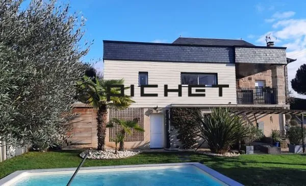 Maison Donzenac 4 pièce(s) 126 m2