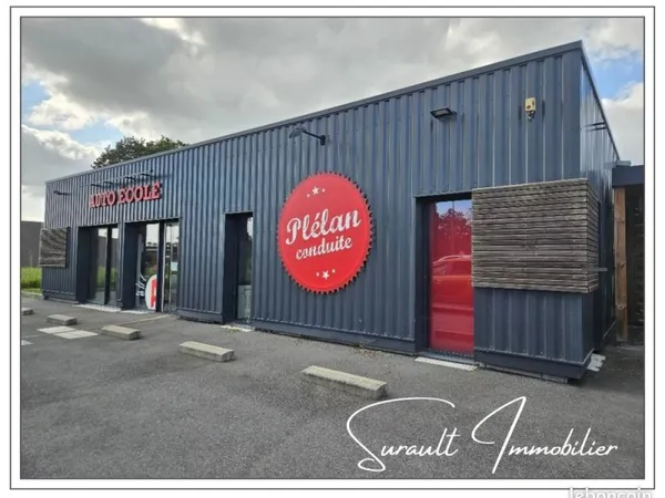Local commercial 81 m² Plélan-le-Grand
