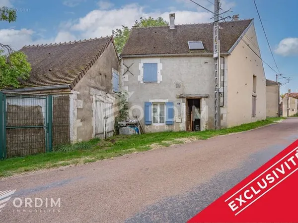 Maison à finir de rénover entre Puisaye et Forterre