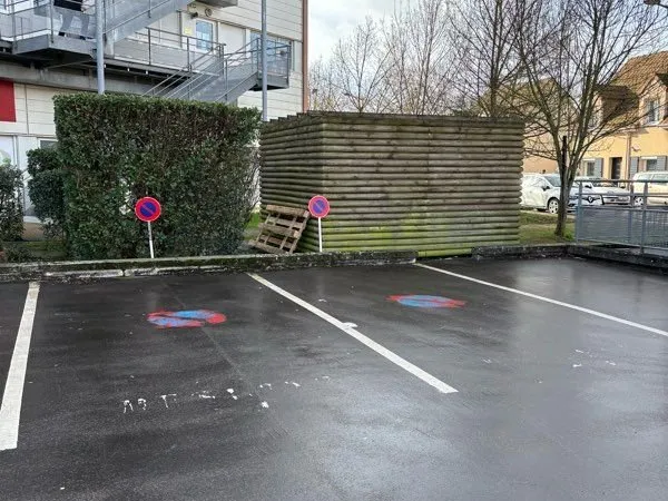 Parking, à vendre