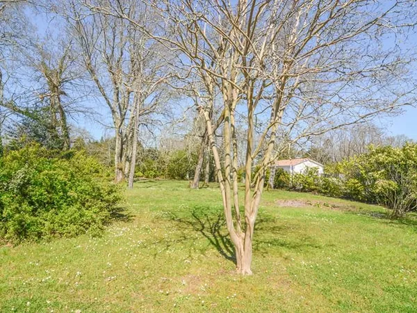 Rare sur le quartier calme et recherché de 'Corbiac'- Terrain Saint Medard En Jalles 1 150m2 - Coup 