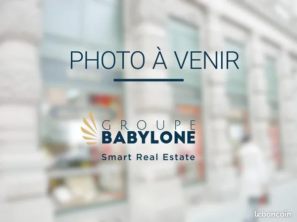 Bureau 300 m²