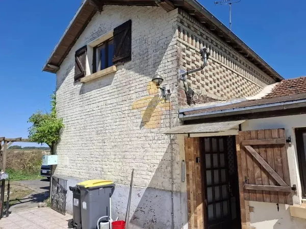 Maison semi-mitoyenne secteur BEAUTOR
