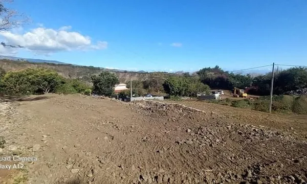 Terrain - 214.38m ²