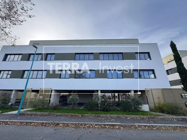 Bureau 337 m²