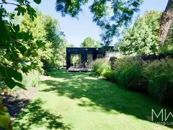 Villa 4 pièces 145 m²