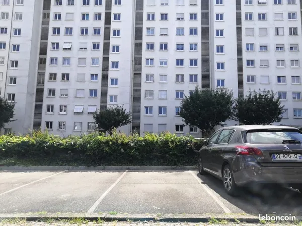 Place de parking sécurisée NANTES DALBY - PROCHE GARE SNCF