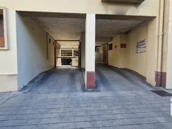 Parking 16 m²