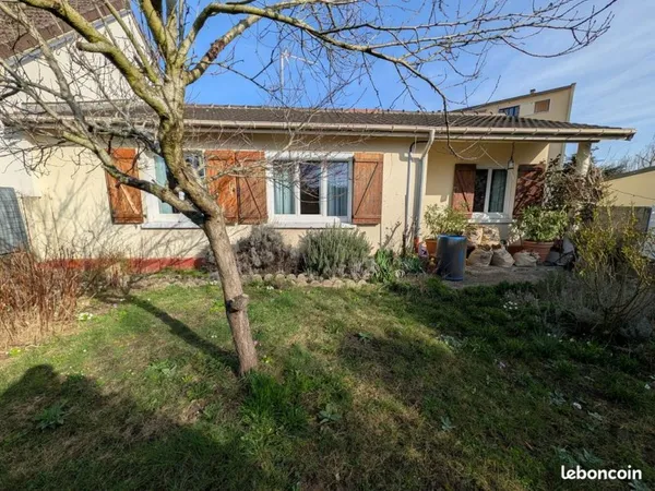 Propriété 4 pièces 65 m²