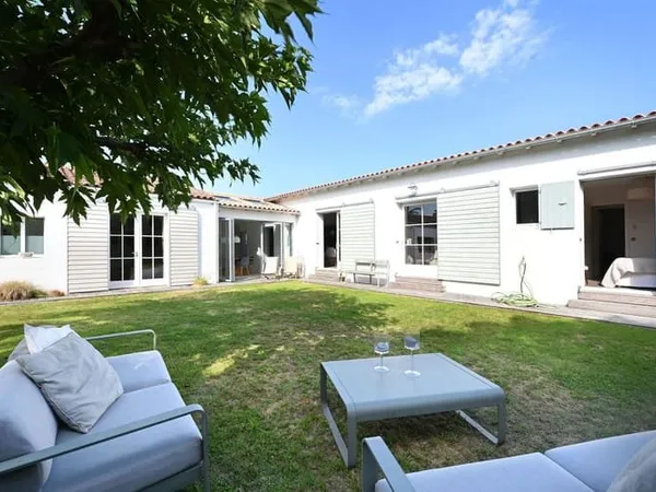 Maison 8 pièces 208 m²