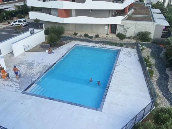 TOIT TERRASSE PISCINE ET PLAGE