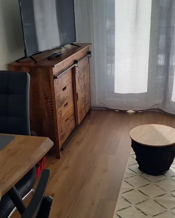 Appartement 2 pièces meublé St Gilles Cx Vie