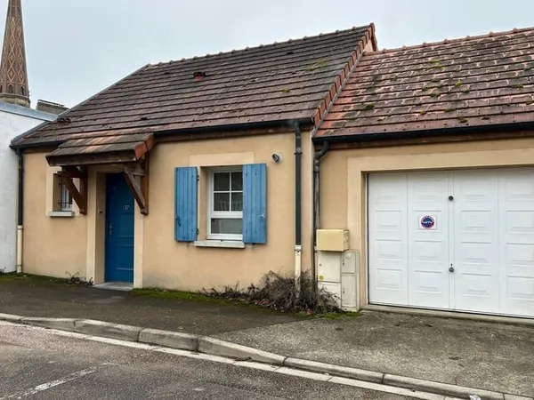 MIGENNES - Maison T4 d'environ 91 m², atypique et proche gare SNCF !