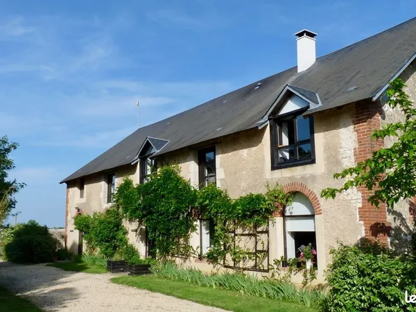 Maison 28 pièces 660 m²