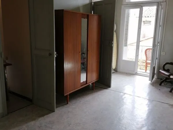Appartement F2 50 m carré