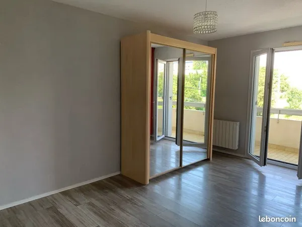 Studio non meublé centre de Clermont-Ferrand