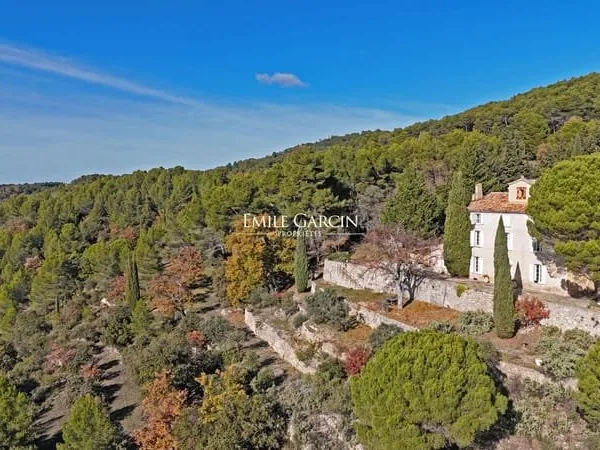 A vendre Tourtour, Village dans le ciel, Belle bastide Familiale, vues exceptionnelles