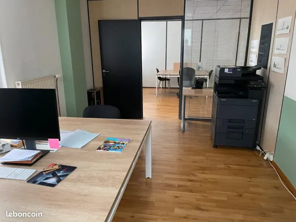 Espace bureau à louer de 40m² - Zone Grand-Epagny / Sillingy