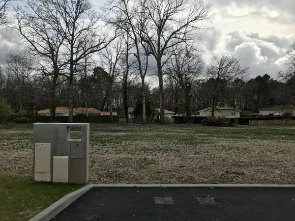 Terrain 480 m²