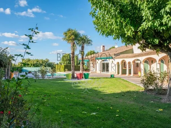 Propriété 10 pièces 500 m²