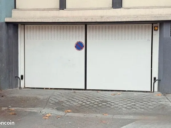 Loue parking moto paris 10 proche gare de l'est