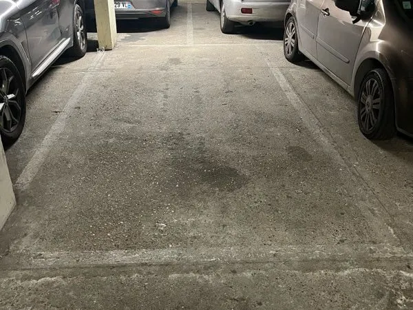 Place de parking à louer