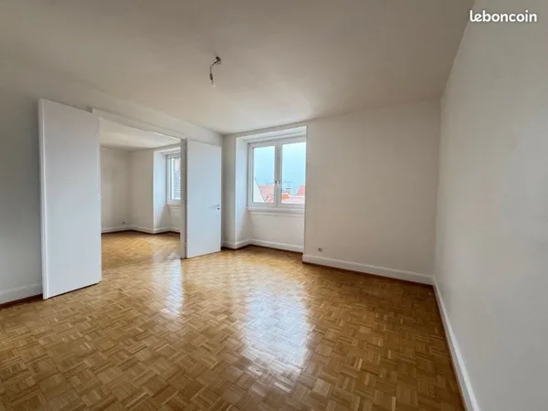 T3/74m² avec balcon + cave au calme