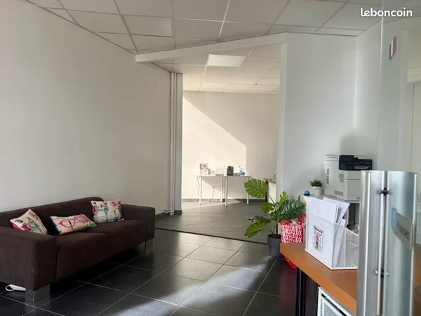à vendre - local professionnel (murs) - toulon centre- proche mayol