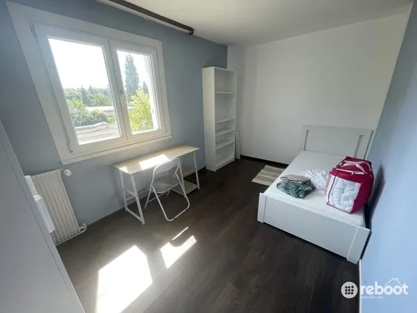 COLOCATION MEUBLÉE - 4 CHAMBRES INDIVIDUELLES - IDÉAL ÉTUDIANTS - QUARTIER ESPLANADE