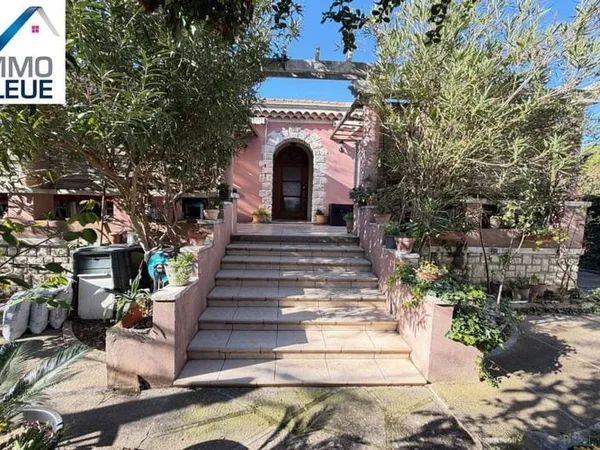 Maison de plain-pied 5 pièces 88 m²