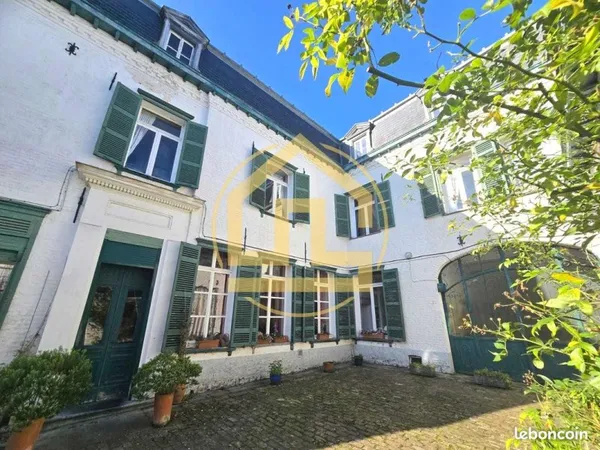 Maison 13 pièces 430 m²