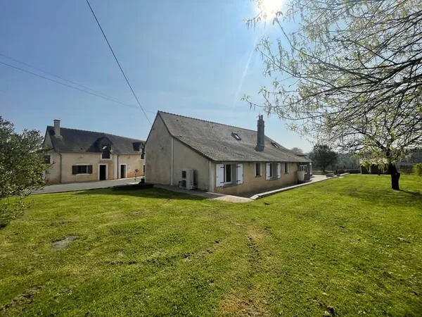Nouveauté , fermette 6 chambres sur MEZERAY