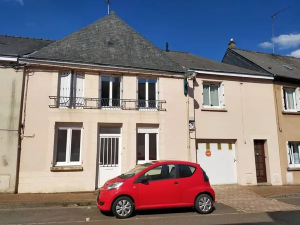 Maison de ville ref.7117 deux logements