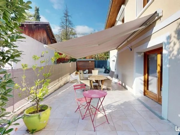 T4 Rez-de-jardin / Haut Meylan