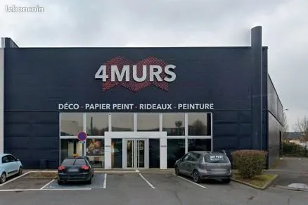 Local commercial 860 m²