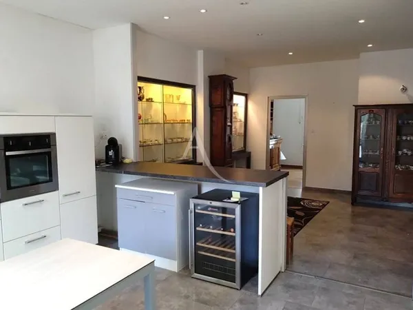 Appartement 5 pièces 145 m²