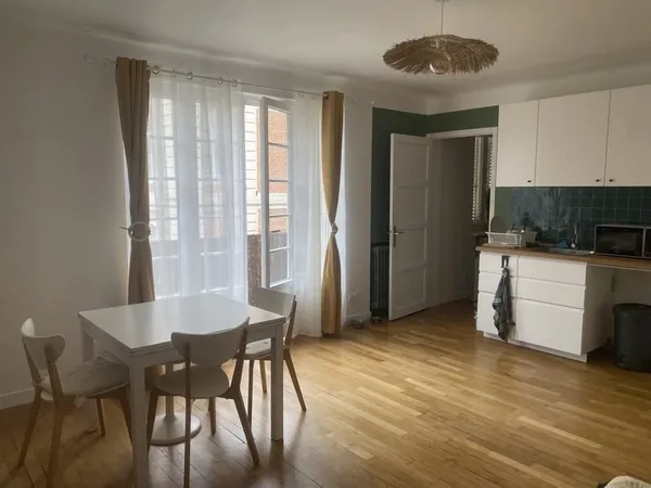 Appartement avec balcon Lisieux (14100)
