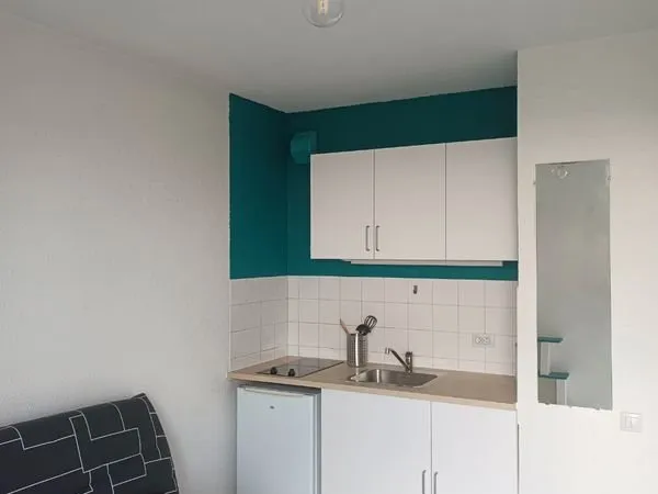 Studio meublé - Quartier Facs