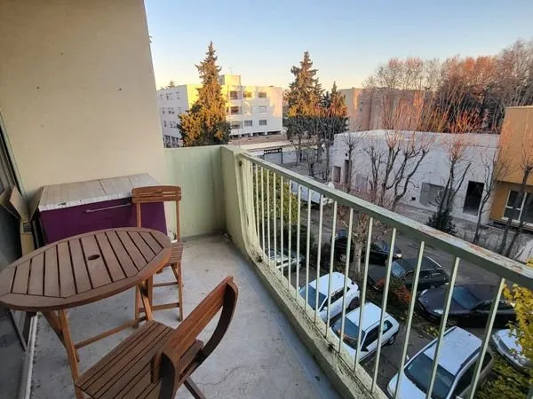 Studio meublé avec terrasse plein sud