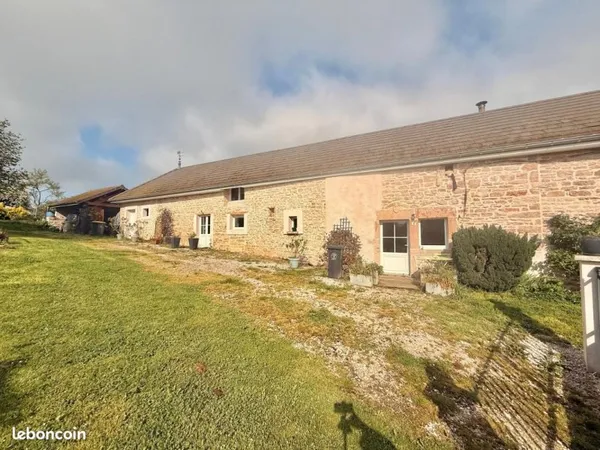 Maison 2 pièces 90 m²
