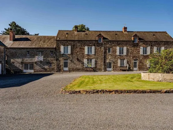 Maison individuelle 19 pièces 578 m²