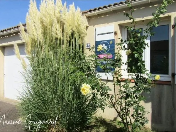MAISON LA CHAUME 2 CH GARAGE ET JARDIN