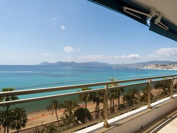 Appartement 2 pièces 89 m²