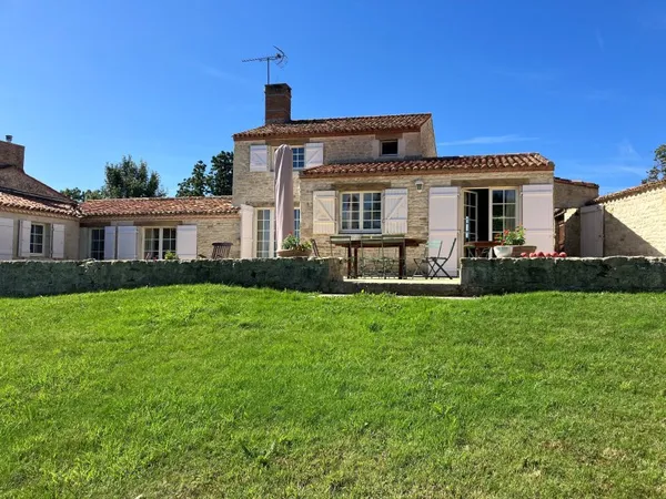 Vends maison Vendéenne - 150m²