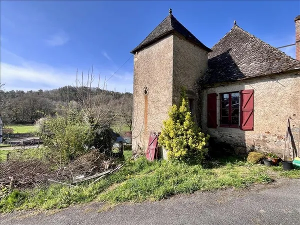 Maison en pierre de 5 pièces principales