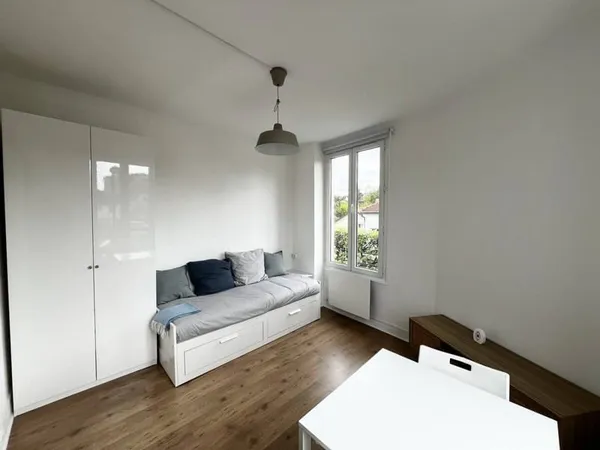 Studio 1 pièce 18 m²